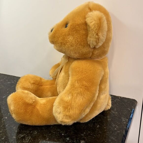 Creature Comforts Bear. Beautiful Tan Bear . Size 16.5” - Picture 4 of 9